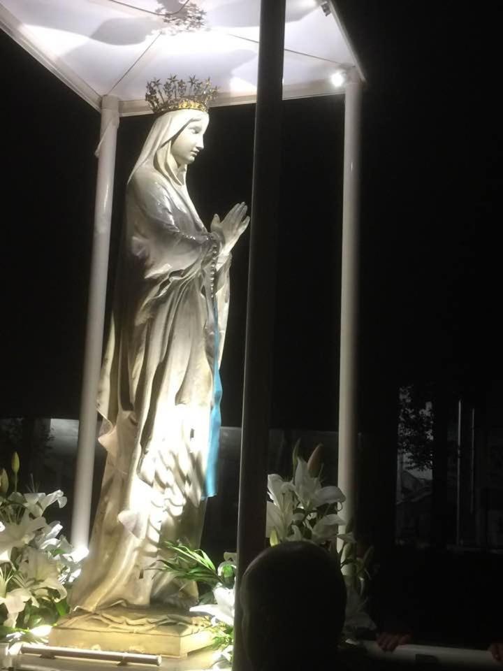 La Sainte Famille Otel Lourdes Dış mekan fotoğraf